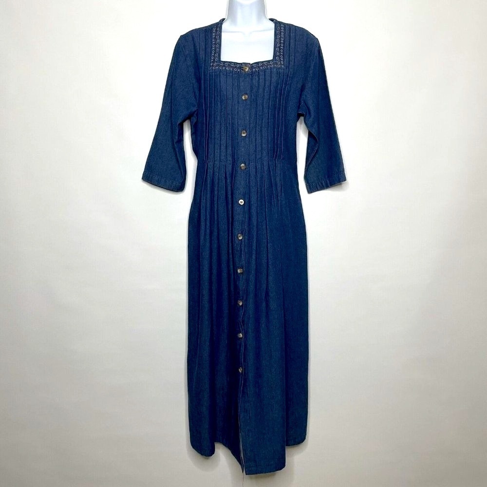 Vintage 90s Comfort Corner Modest Embroidered Blue Denim Button Up Midi …